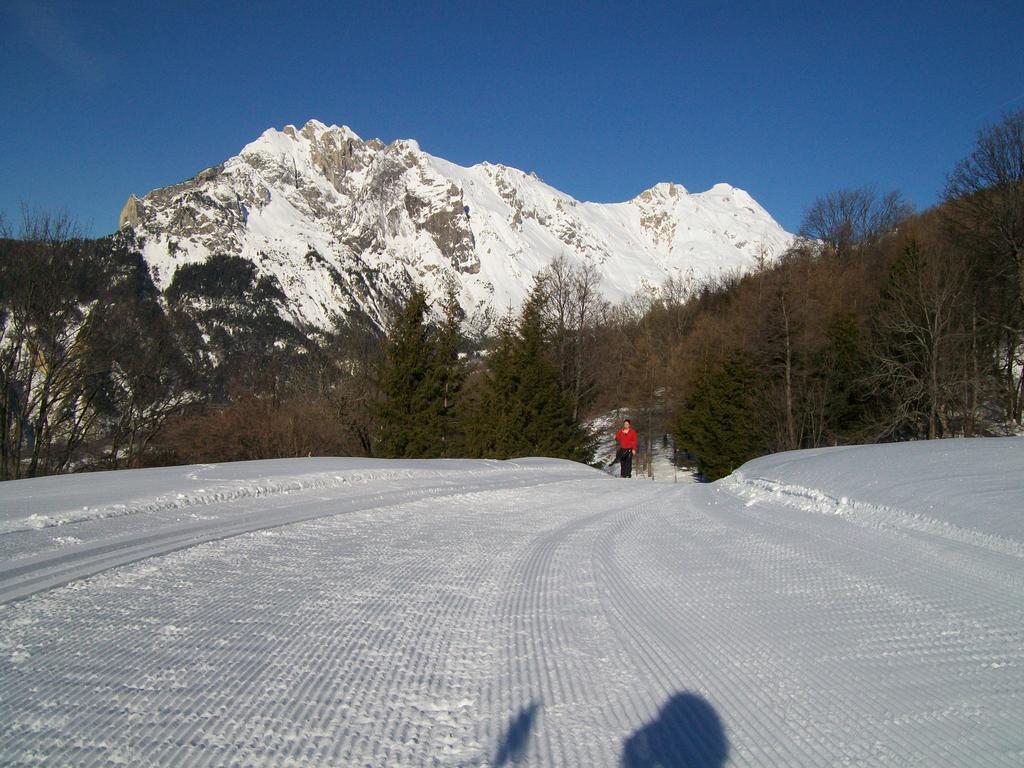Gite Le Shantone Hotel Saint-Michel-de-Maurienne Buitenkant foto