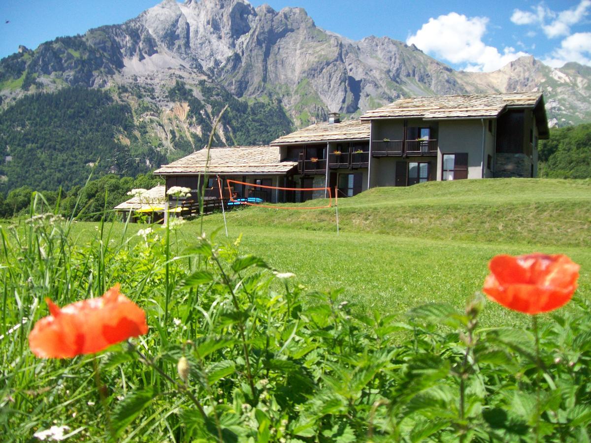 Gite Le Shantone Hotel Saint-Michel-de-Maurienne Buitenkant foto